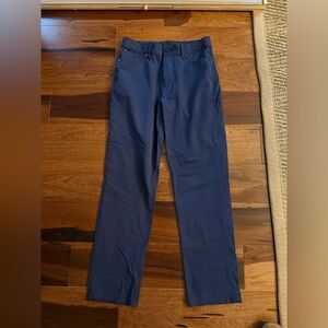 Vineyard Vines performance chinos, size 14, navy